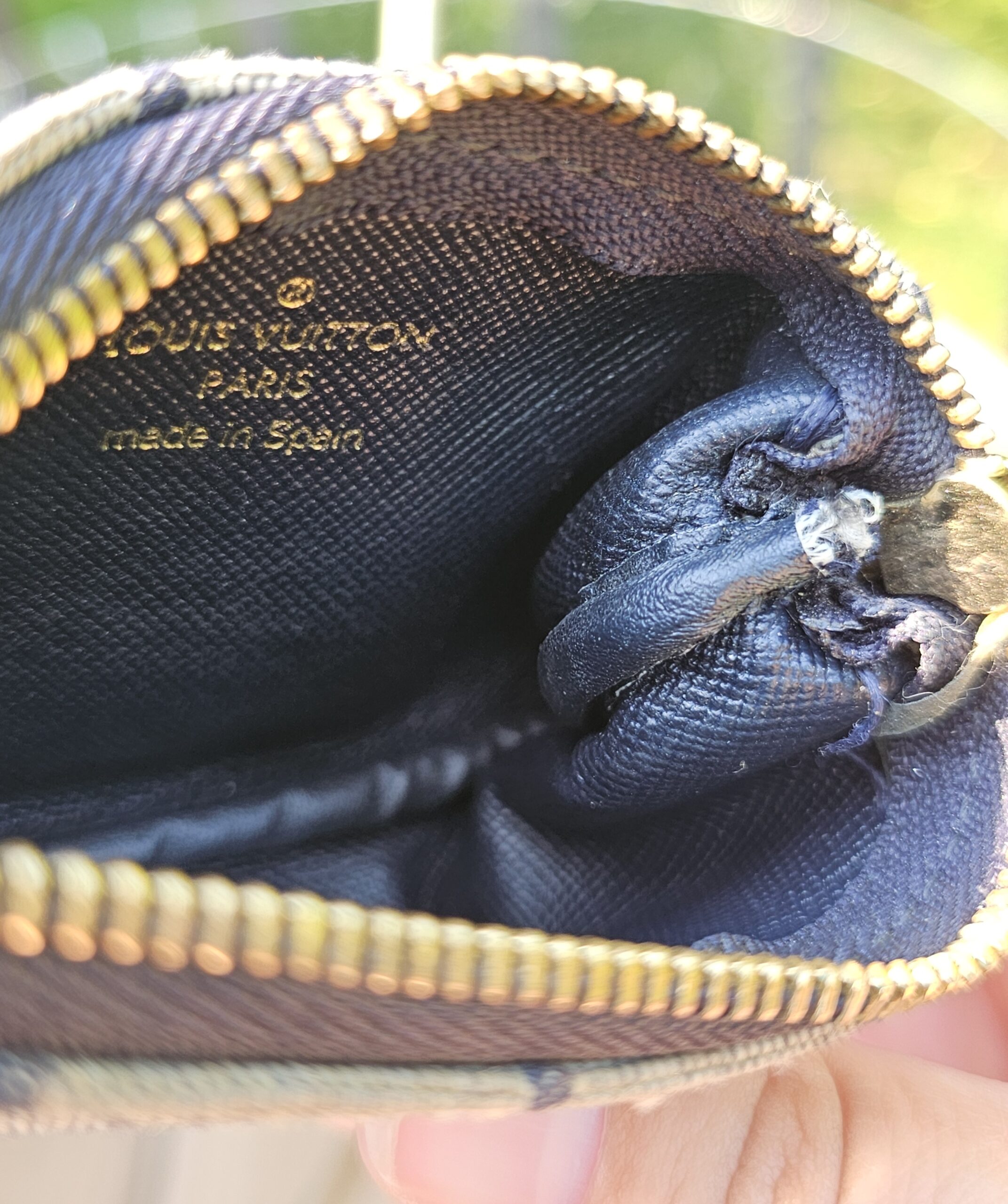 Louis Vuitton Min Lin Key Pouch Navy - Image 11