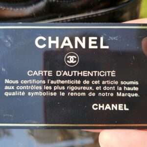 Vintage Chanel Patent Leather Vanity Case Black - Image 17