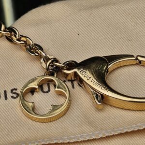 Louis Vuitton engraved on the clasp of the Fleur d Etoile key holder and bag charm