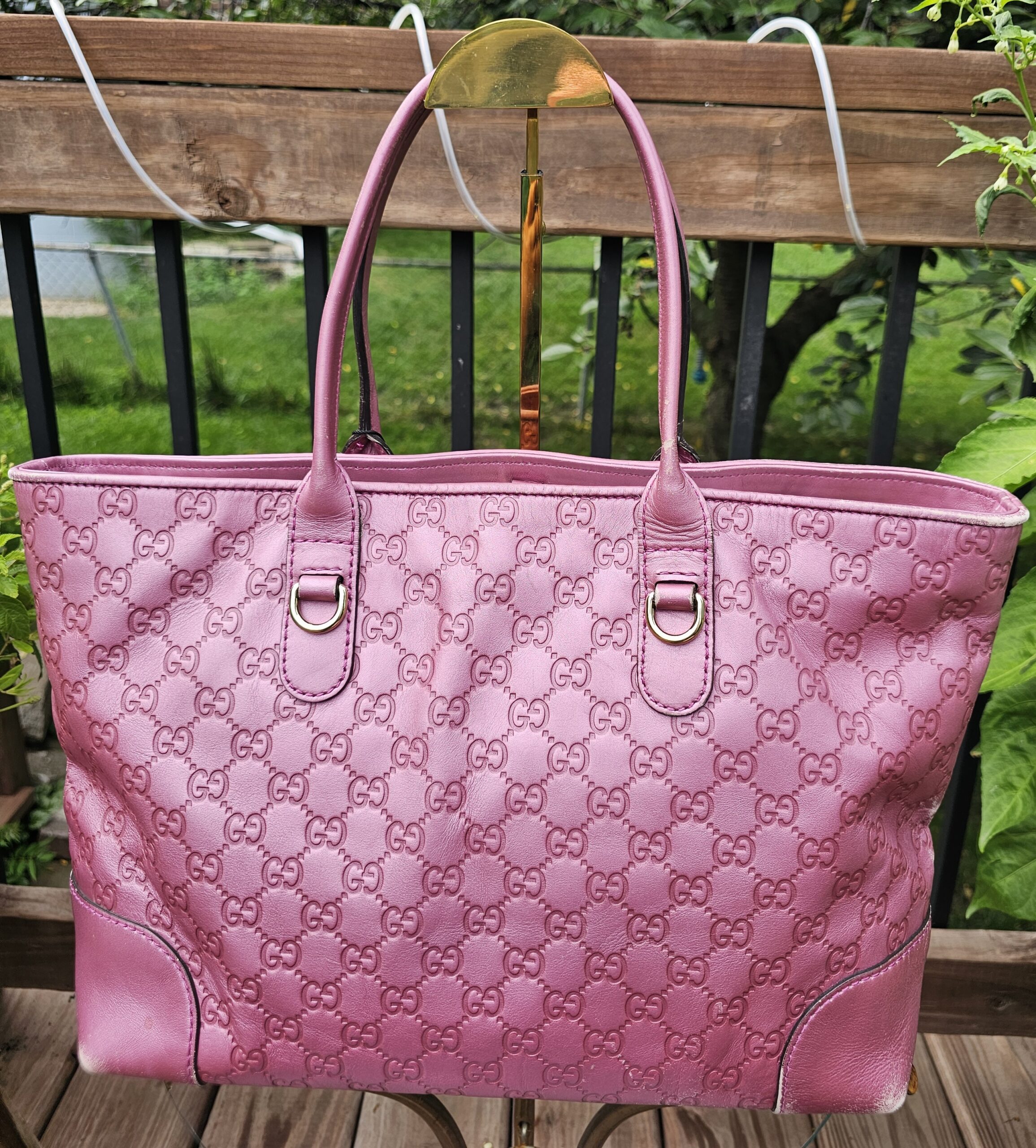 Gucci Large Heart Bit tote in pink Guccissima embossed leather with dual leather handles