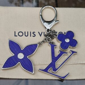 Louis Vuitton Fleur D Epi Charm in Epi Figue