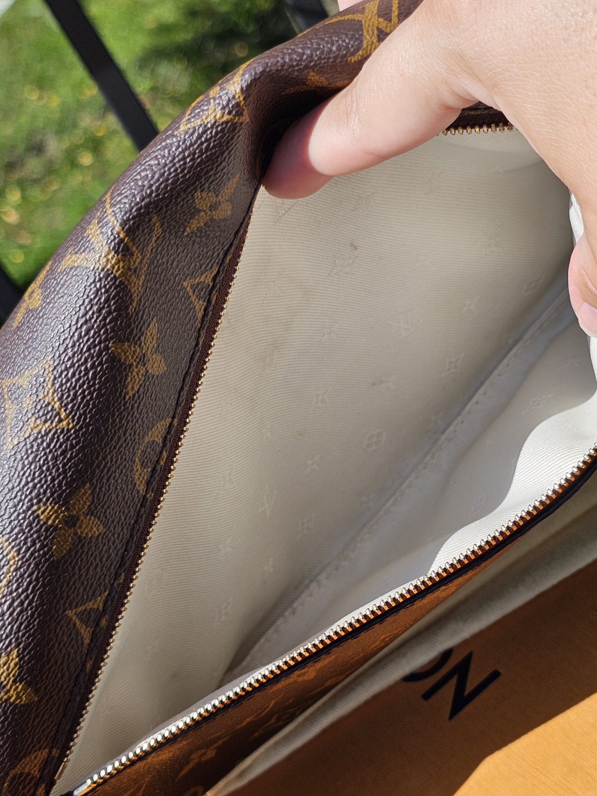 Louis Vuitton High Rise Bumbag Monogram - Image 19