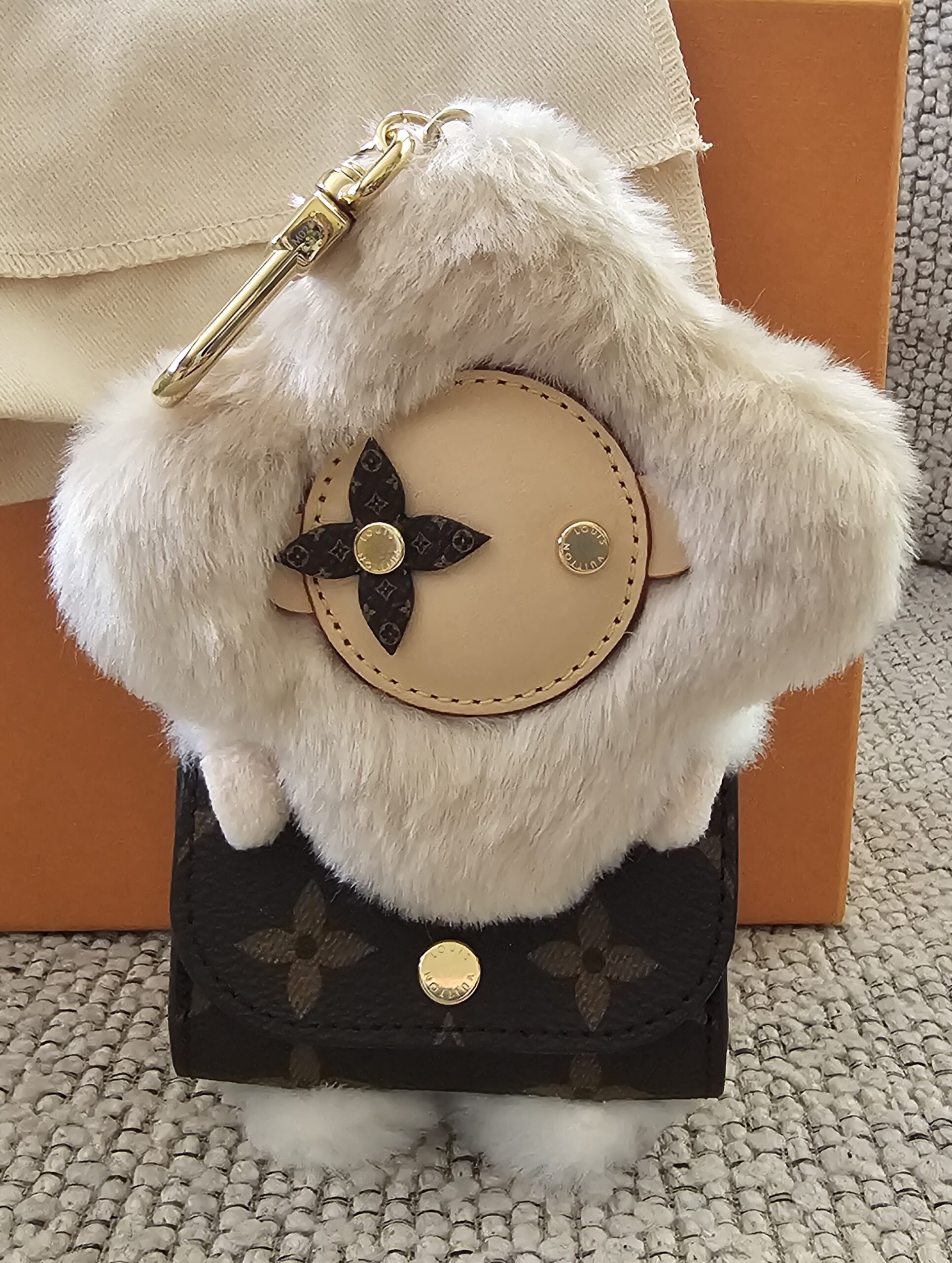 Louis Vuitton Vivienne Bag Charm