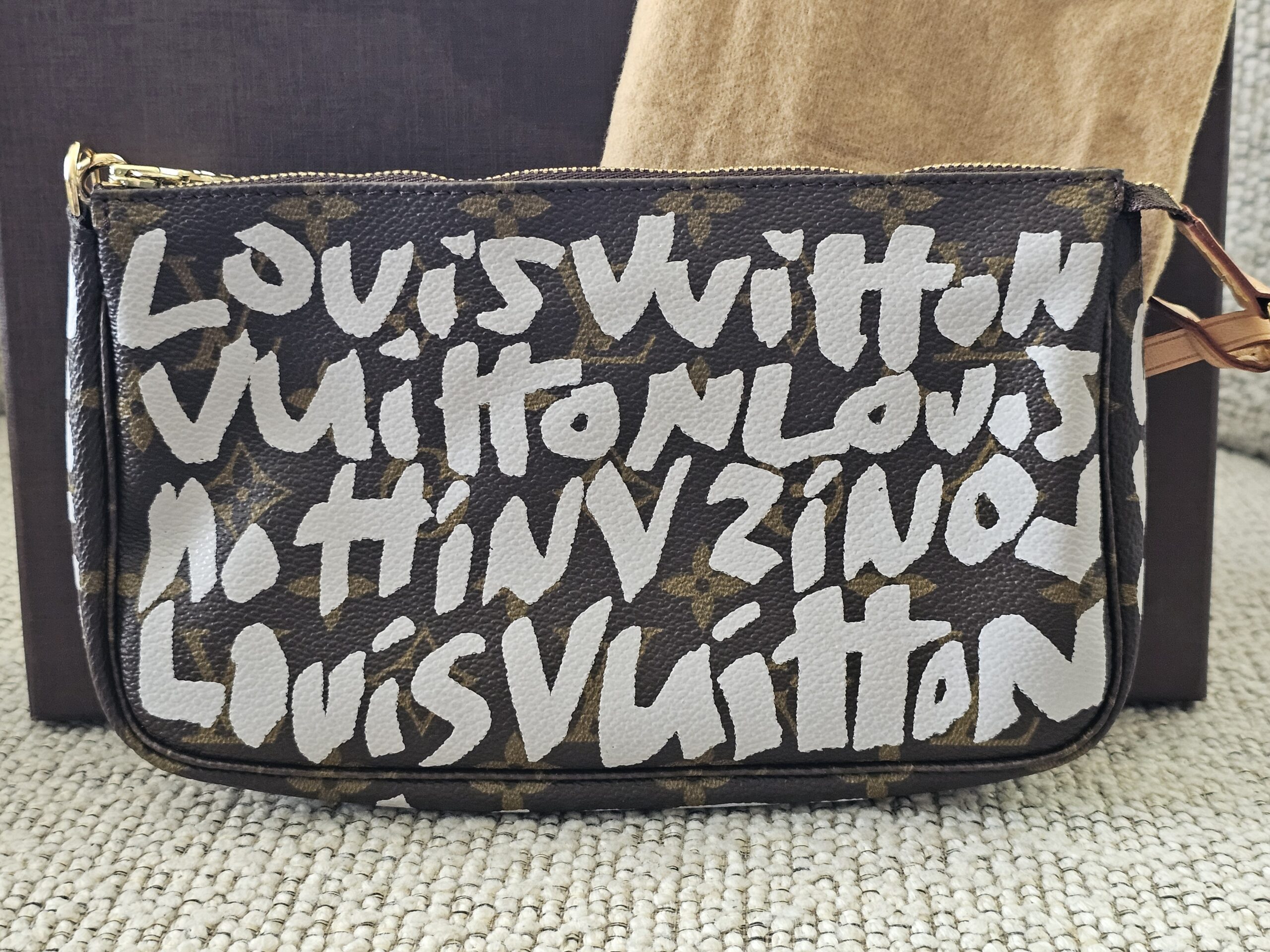 Back of the Louis Vuitton x Stephen Sprouse Graffiti Pochette Accessoires