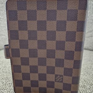 Back of the Louis Vuitton Damier Ebene Medium Ring Agenda