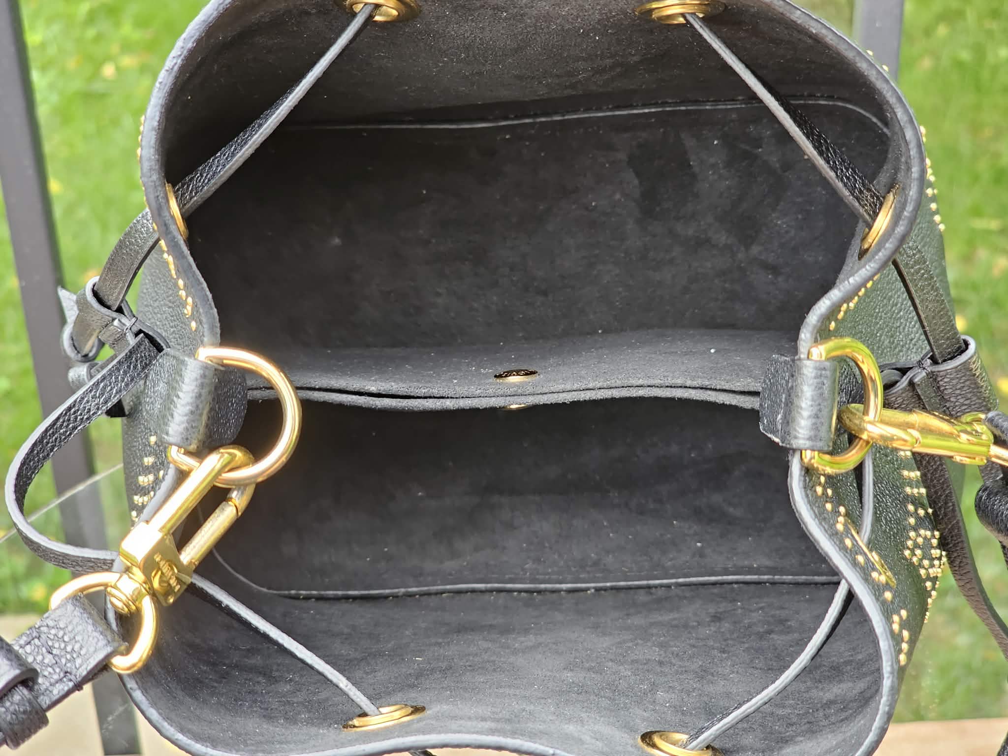 Louis Vuitton Noé BB Empreinte Studded - Image 16