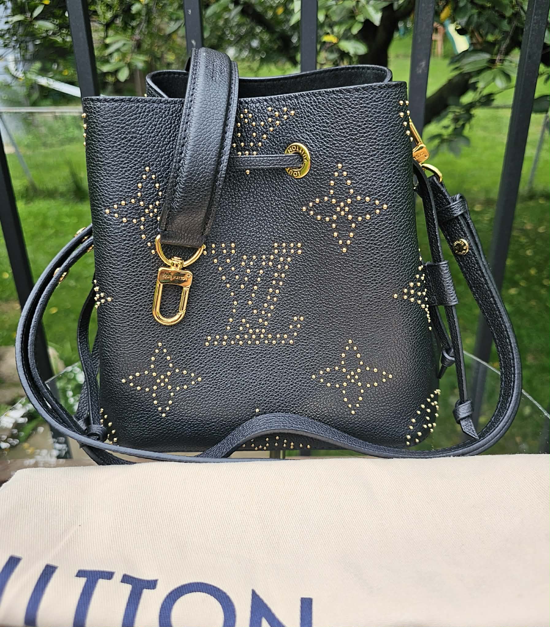 Louis Vuitton Noé BB Empreinte Studded