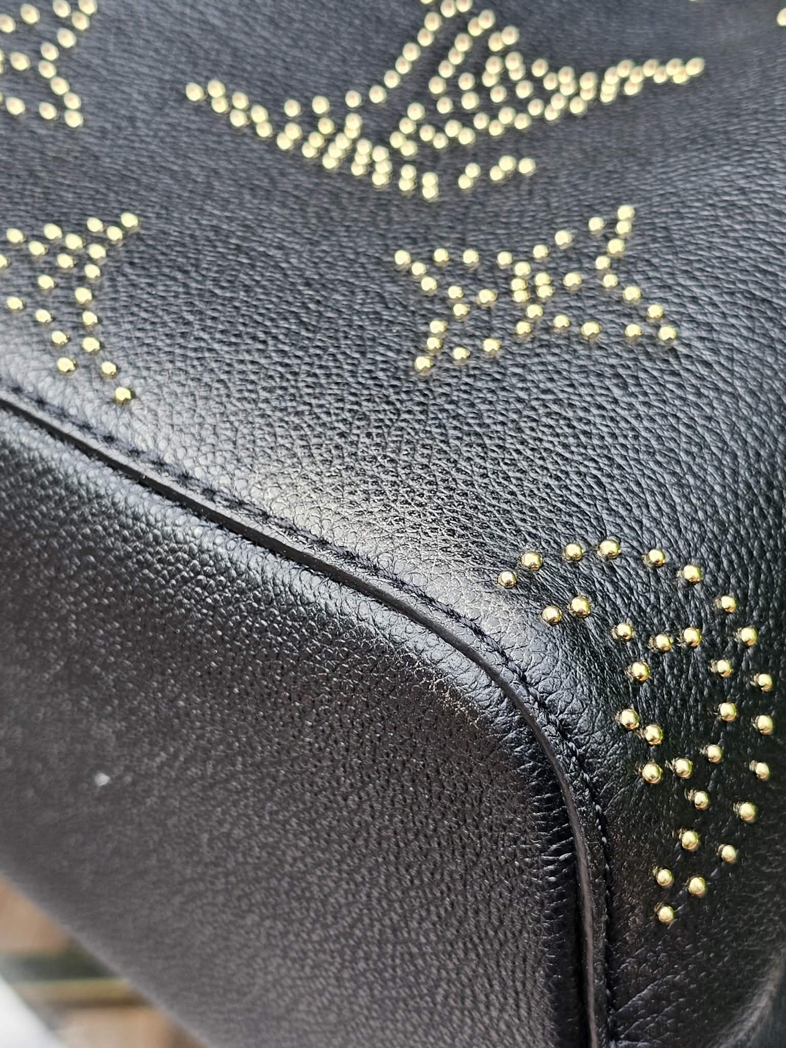 Louis Vuitton Noé BB Empreinte Studded - Image 24