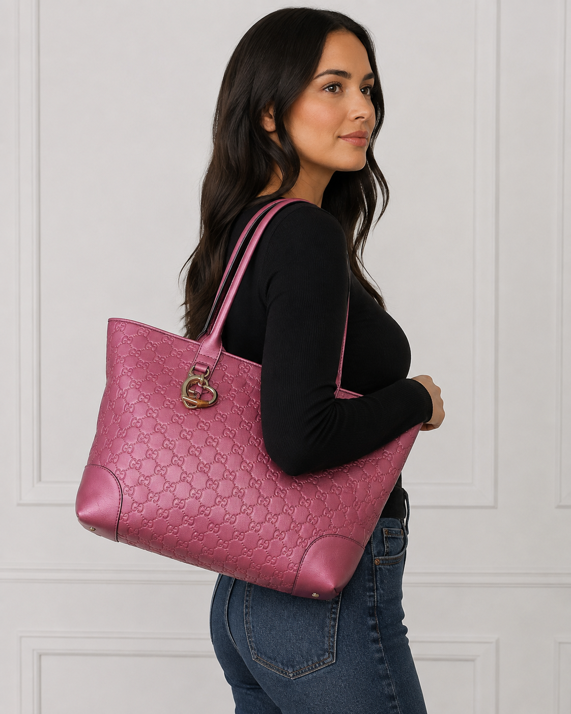 Gucci Guccissima Large Heart Bit tote carried on the shoulder, shown for scale