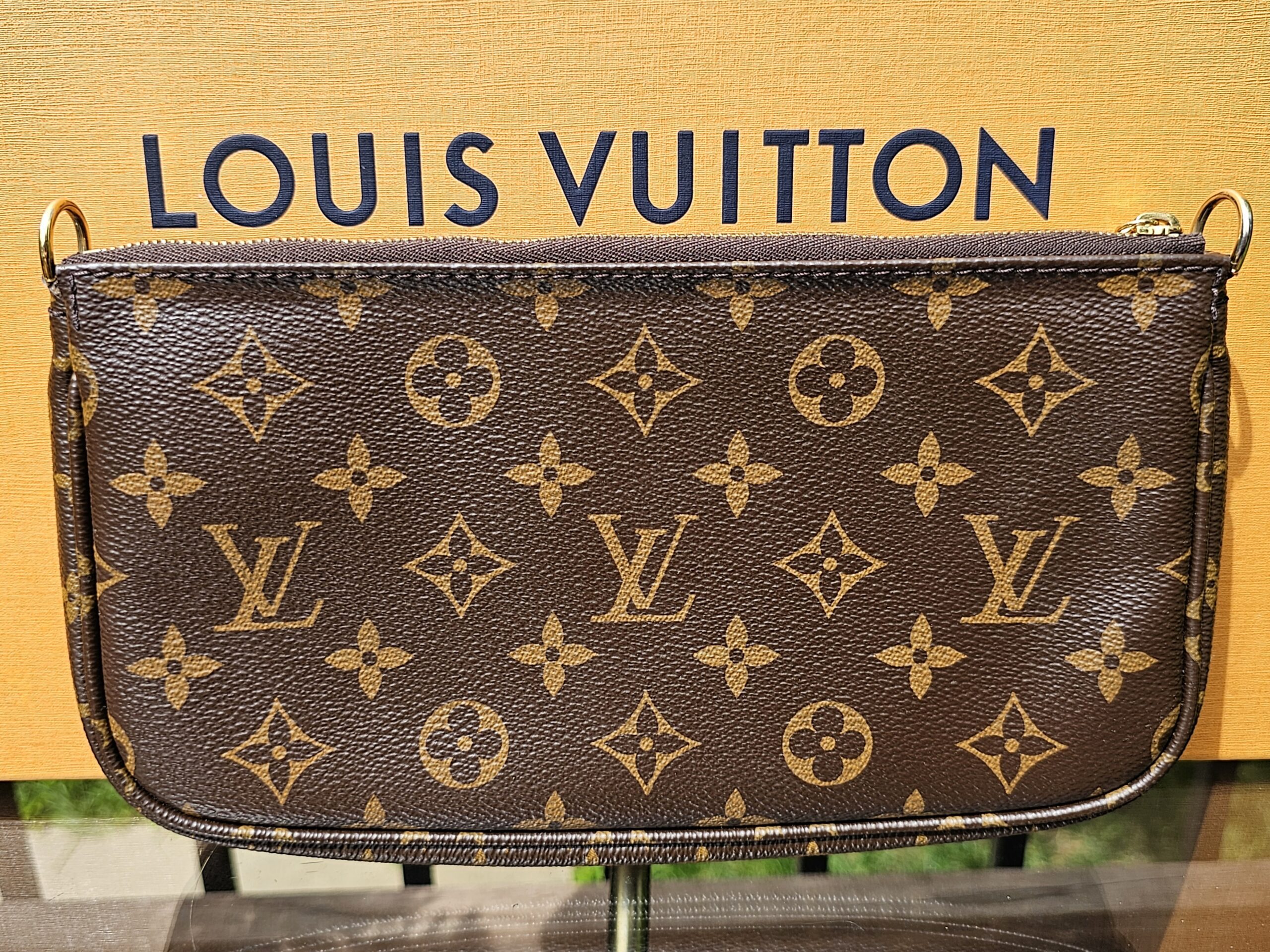 Louis Vuitton Multi Pochette Accessoires - Image 4
