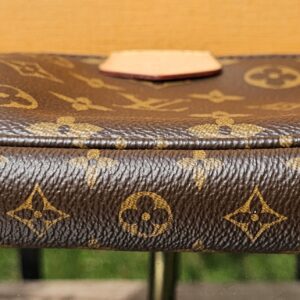 Louis Vuitton Multi Pochette Accessoires - Image 5