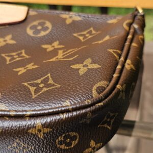 Louis Vuitton Multi Pochette Accessoires - Image 6