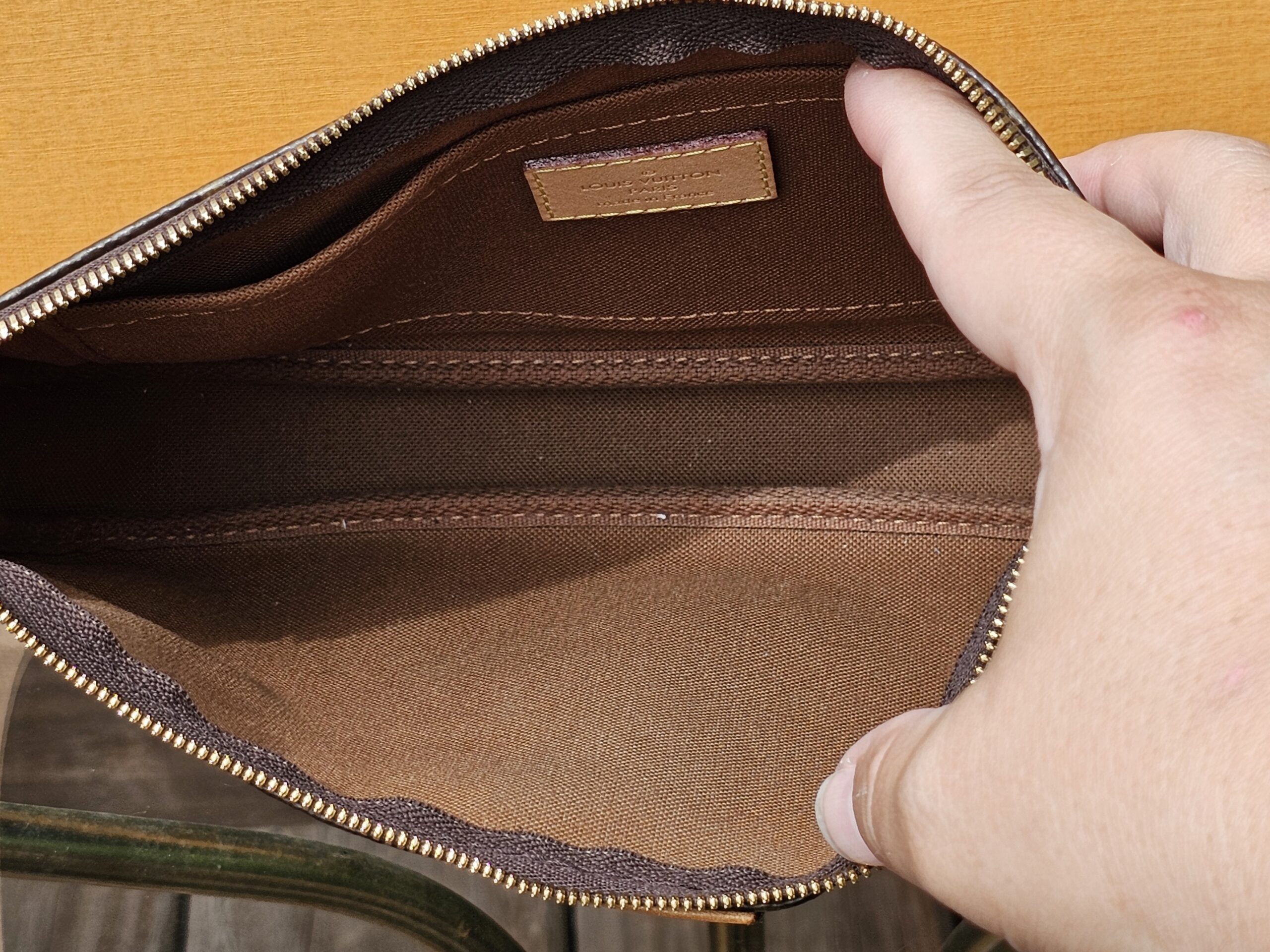 Louis Vuitton Multi Pochette Accessoires - Image 11