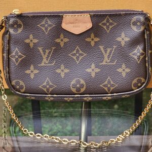 Louis Vuitton Multi Pochette Accessoires - Image 16