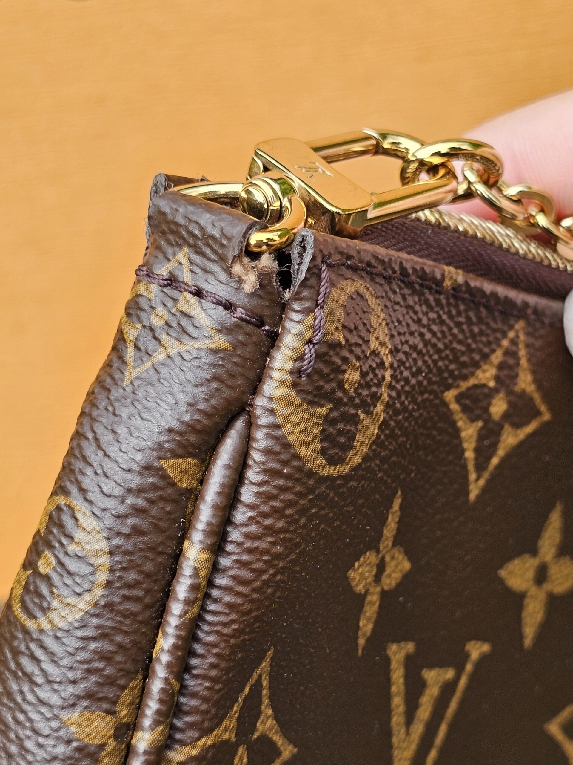 Louis Vuitton Multi Pochette Accessoires - Image 25