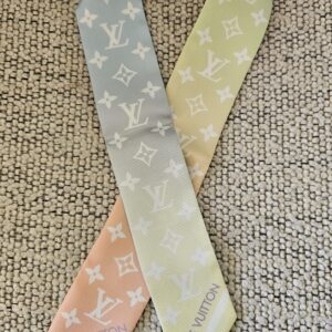 LV Aurora Nano bandeau looped to show both ends