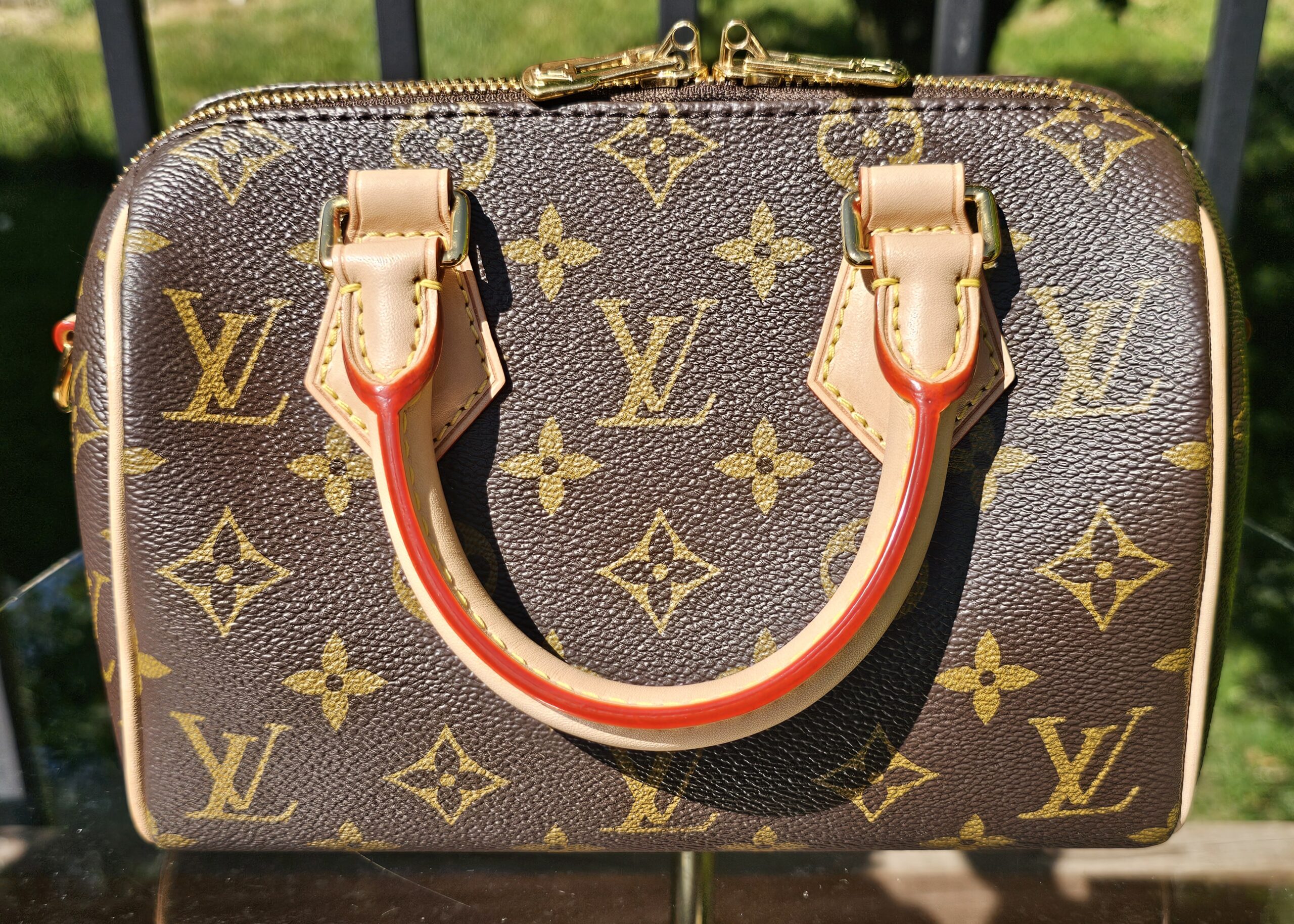 Reverse of the Monogram Speedy Bandouliere 20