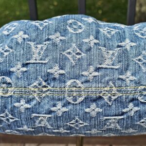 Reverse of the blue Monogram Denim Pleaty