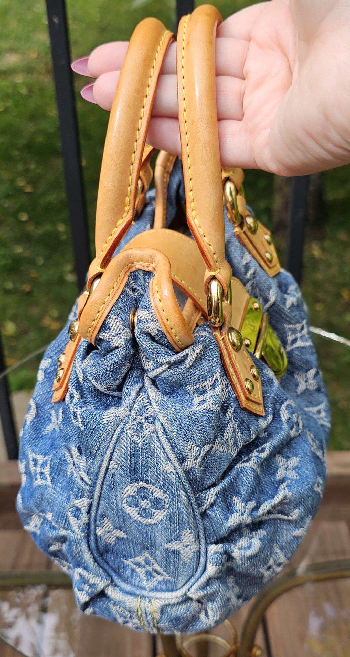 Pleaty held up to show the pleated shape