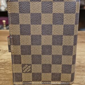 Reverse of the Damier Ebene Koala agenda cover