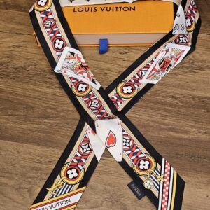 Silk bandeau crossed over to show both printed ends