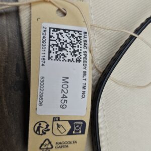 Retail tag reading style M02459