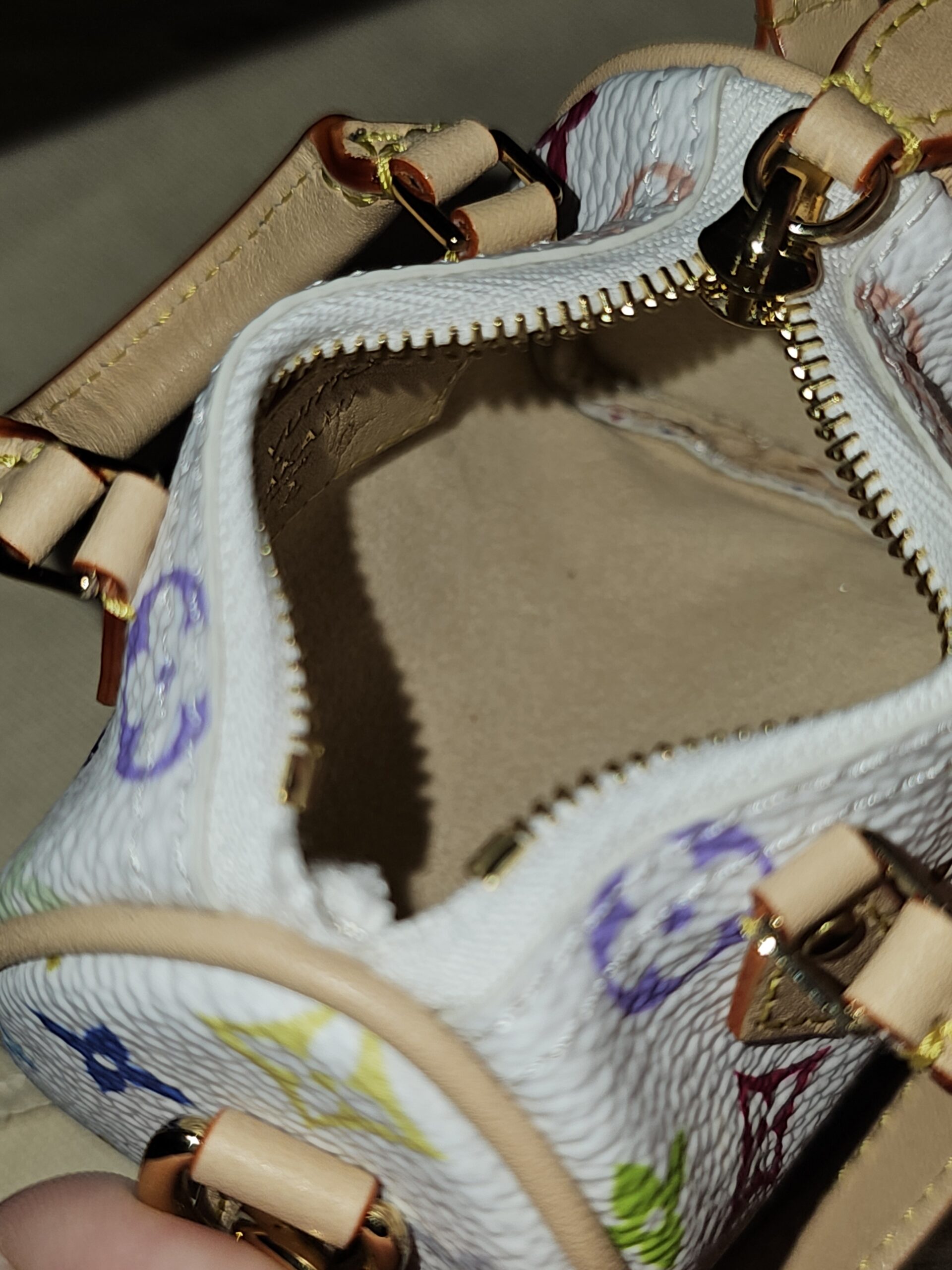 Open interior with beige lining