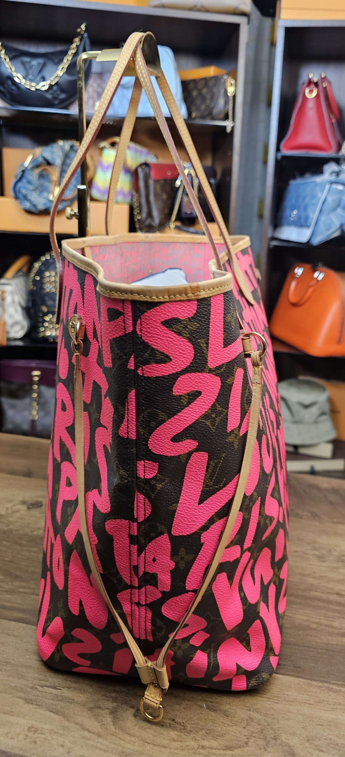 Other side profile showing the pink lining
