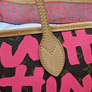 Close up of the second handle base