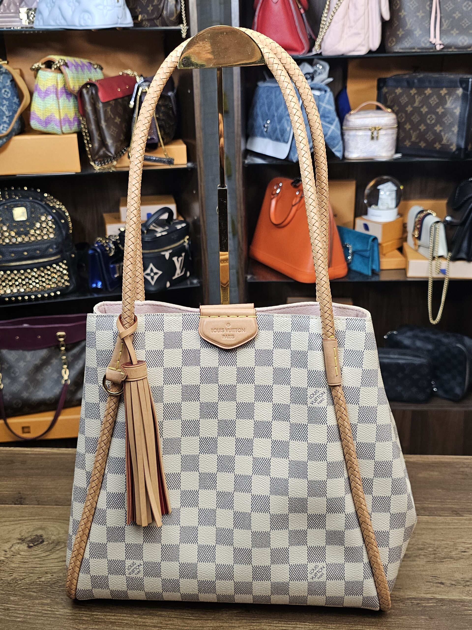 Other side of the tote with the tassel