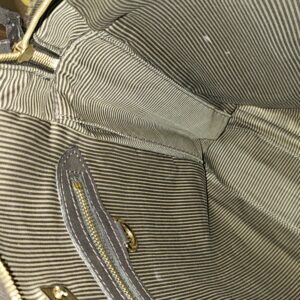 Interior lining and slip pocket