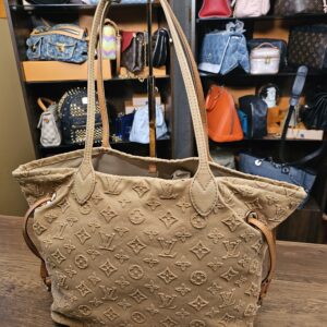 Louis Vuitton Denim Neverfull MM Beige - Image 4