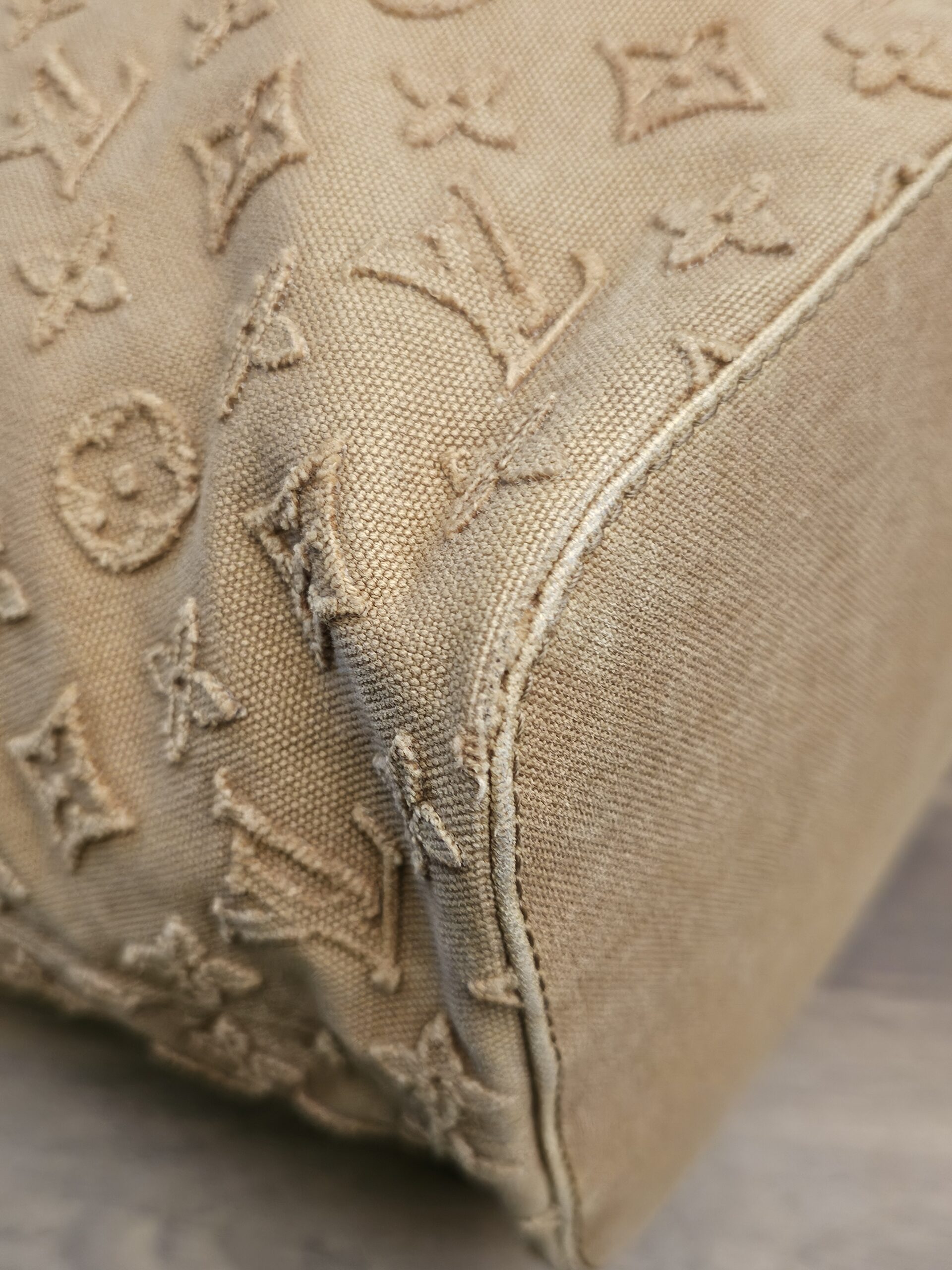 Louis Vuitton Denim Neverfull MM Beige - Image 14