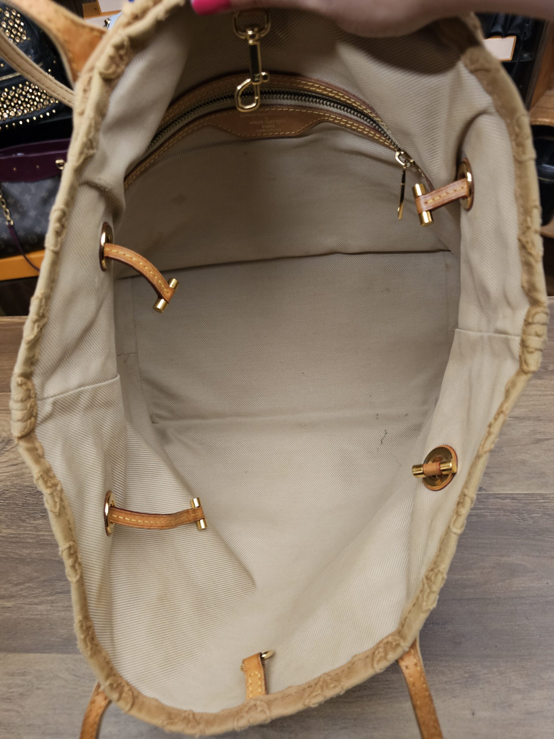 Louis Vuitton Denim Neverfull MM Beige - Image 18
