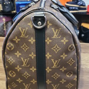 Other end with black leather trim