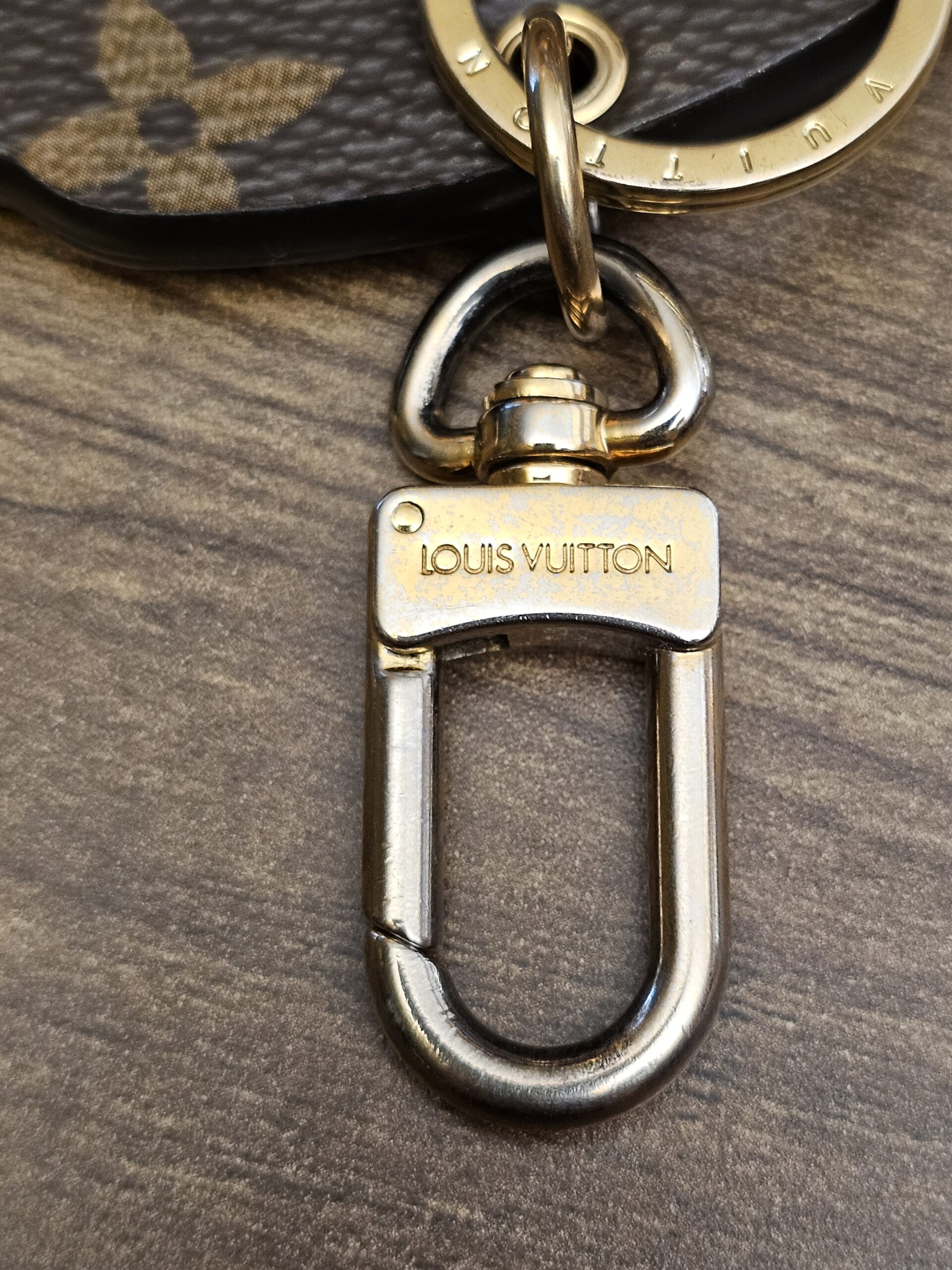 LOUIS VUITTON engraved swivel clasp