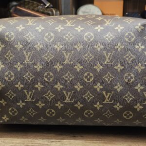 Base of the bag in Monogram canvas