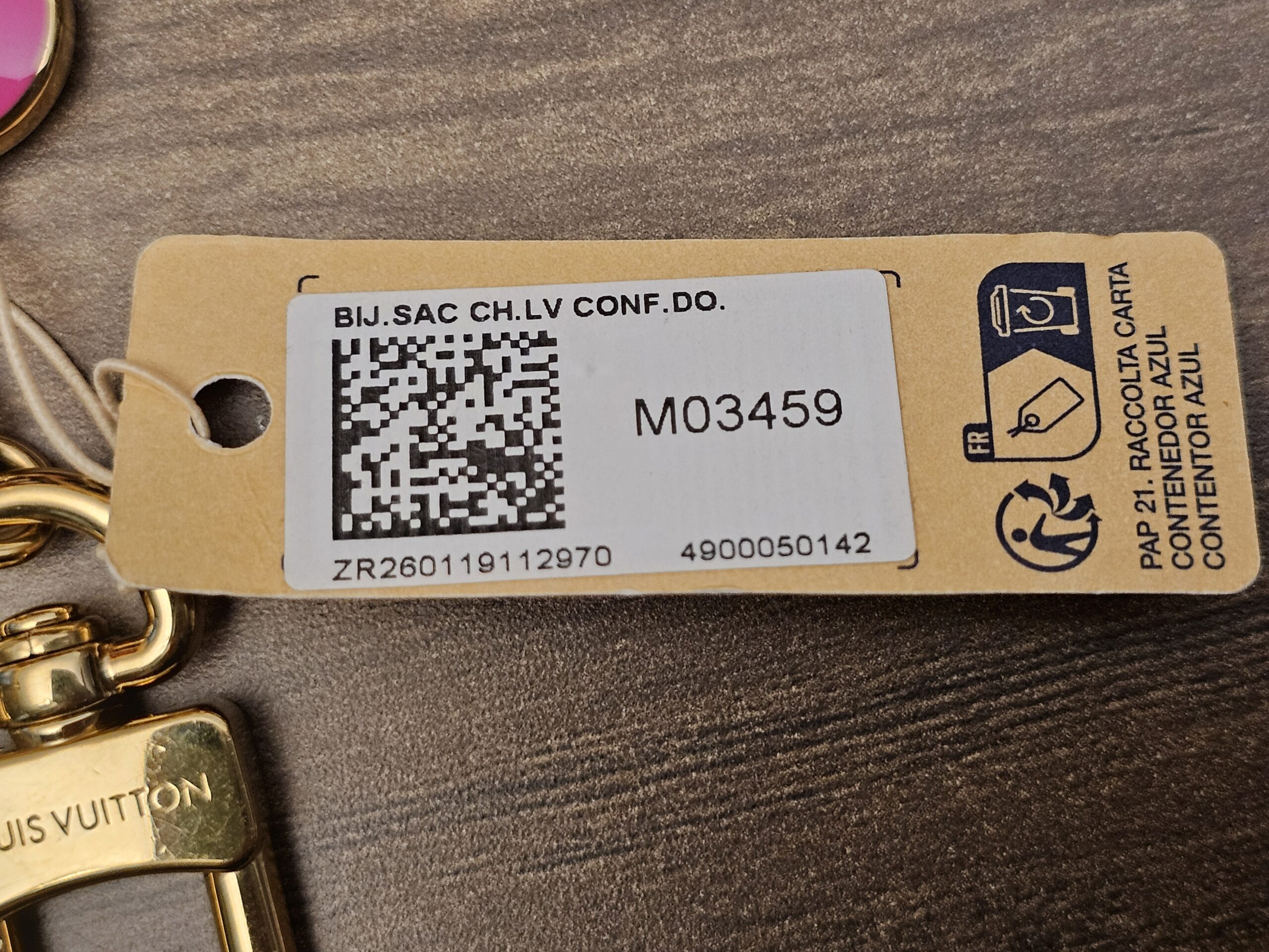 Original retail tag with style M03459