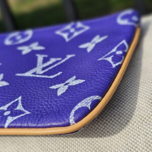 Close up of the calfskin on the pouch