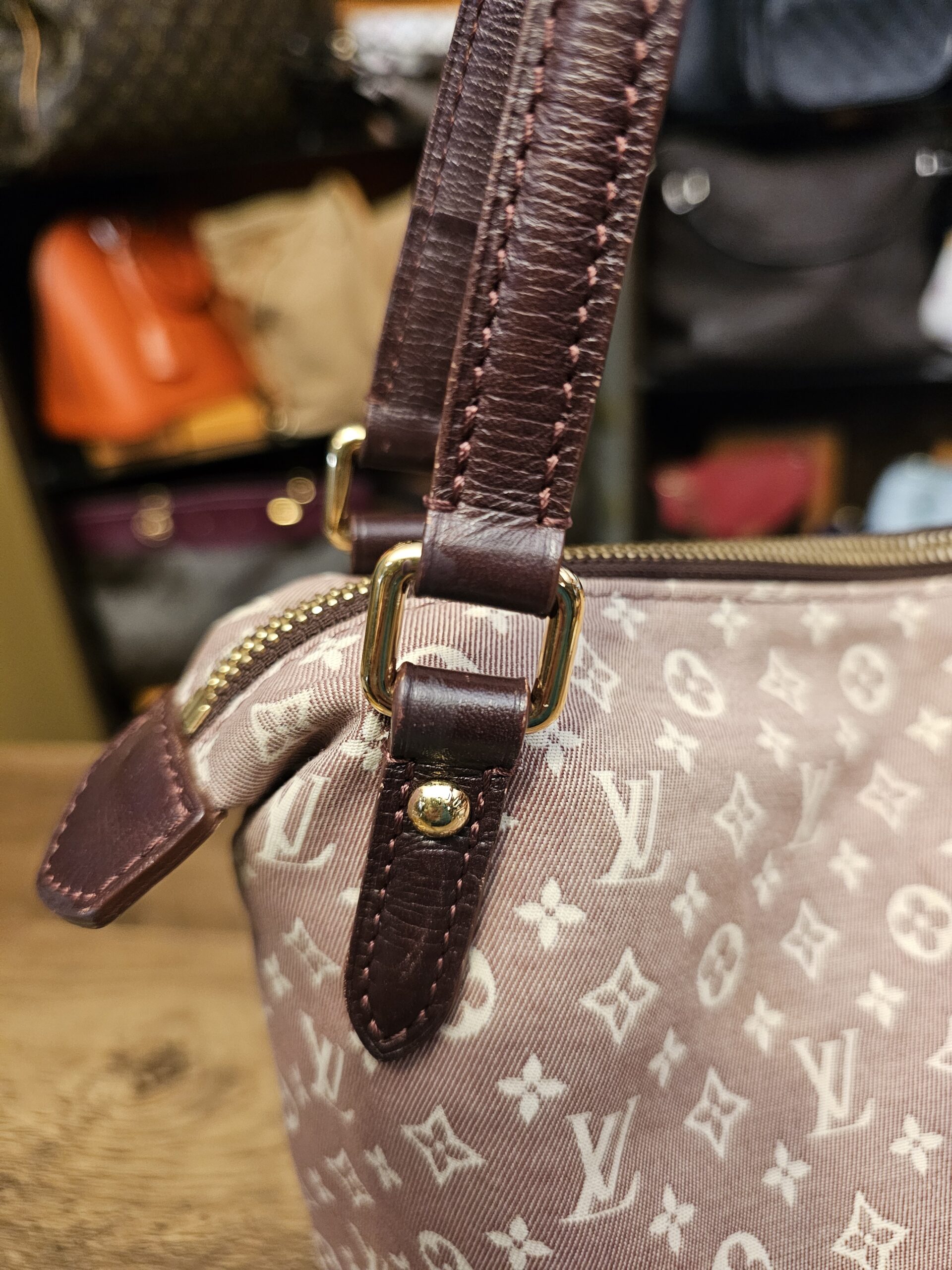 Strap buckle close up