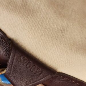 Date code SR0091 stamped on the leather