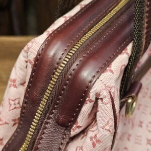 Side zip trim close up