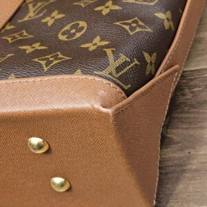 Base corner leather and feet