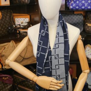 Draped long on a mannequin showing both sides