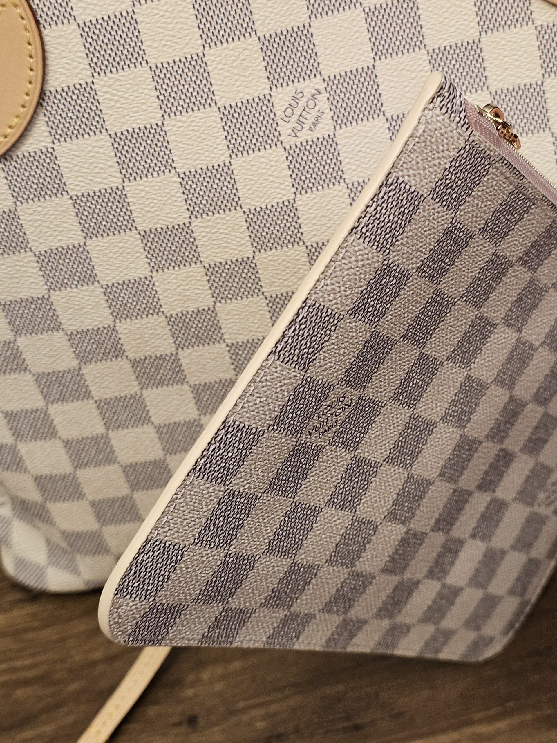 Pouch, side view
