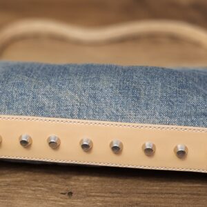 Base view showing the row of silver-tone studs