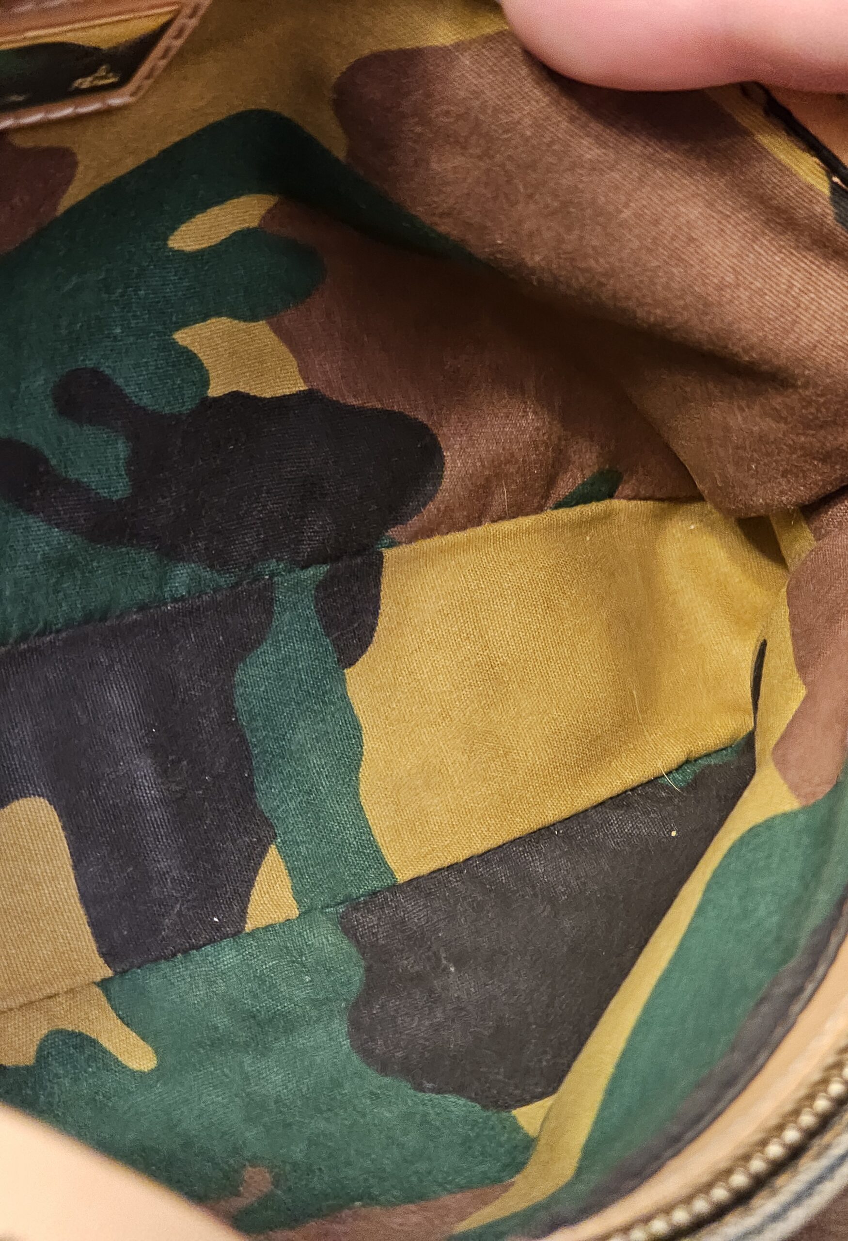 Camouflage textile lining, interior view