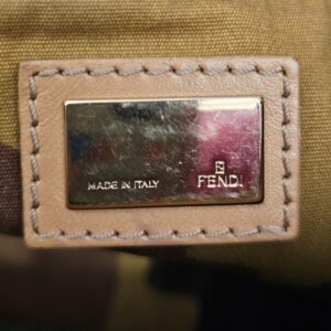 Interior logo plate reading Made in Italy