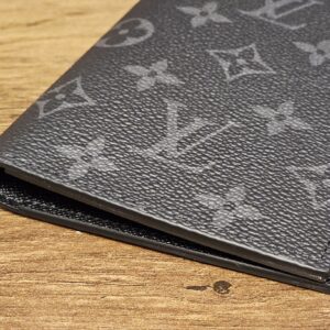 Louis Vuitton Passport Cover Eclipse - Image 6